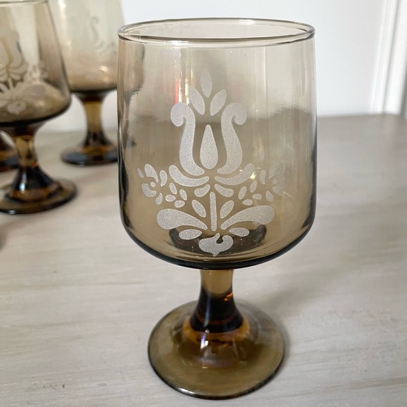 VINTAGE Pfaltzgraff Tawny Goblets with Etched Floral Accent - Set of 7 - Picture 4 of 9